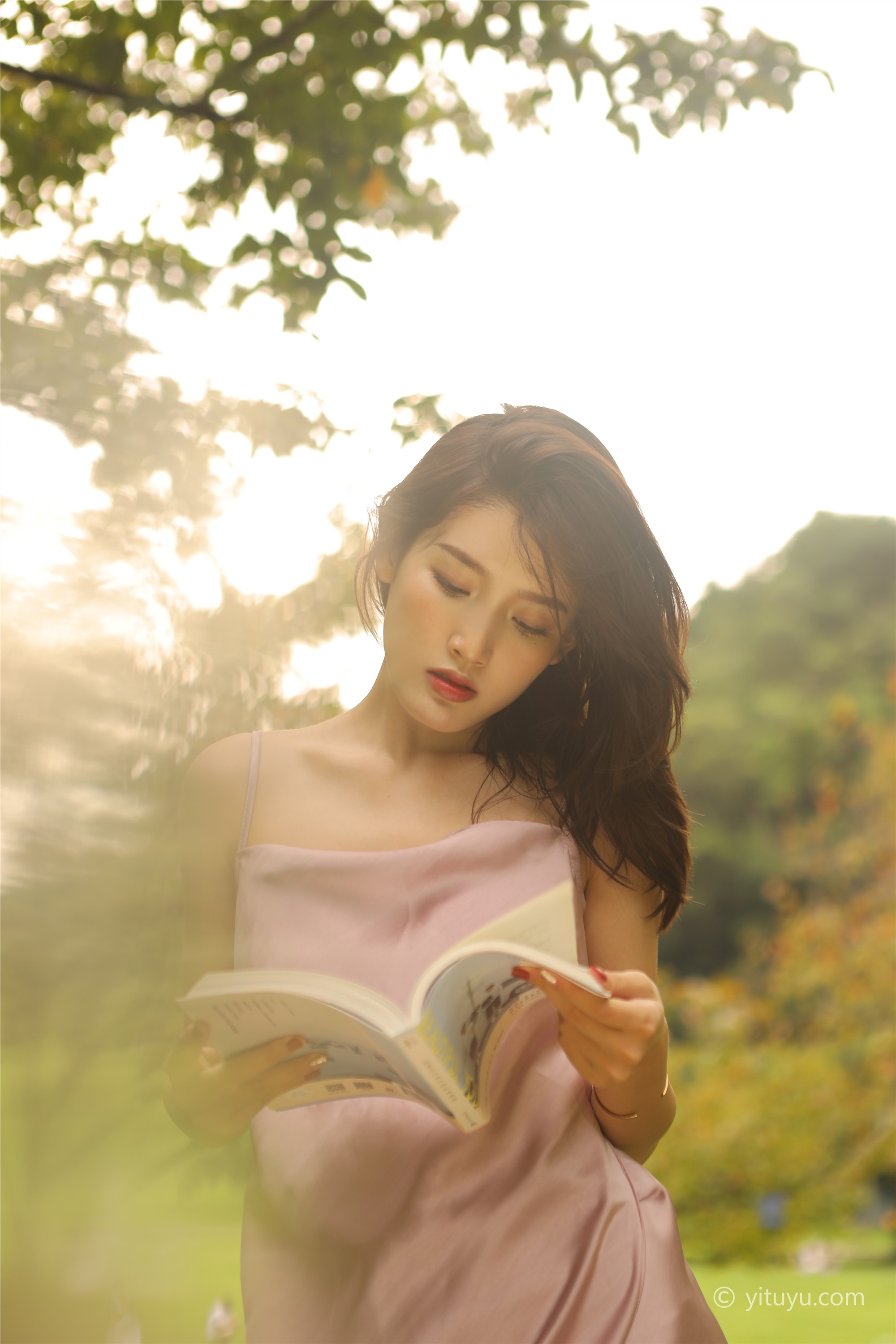 YITUYU艺图语  2021.05.14 她，ta 巧玲